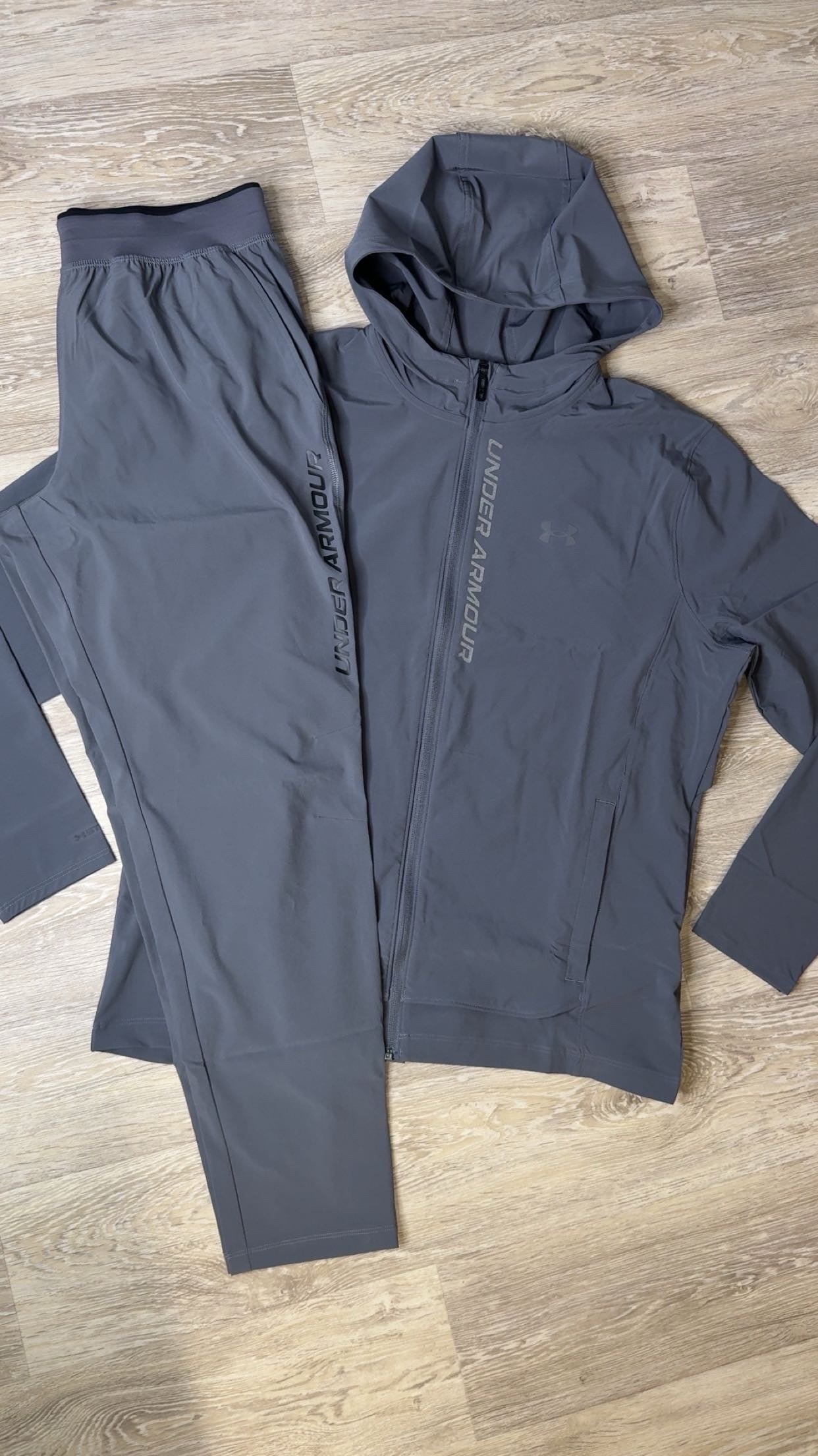 Under Armour Woven Tracksuit Grey
