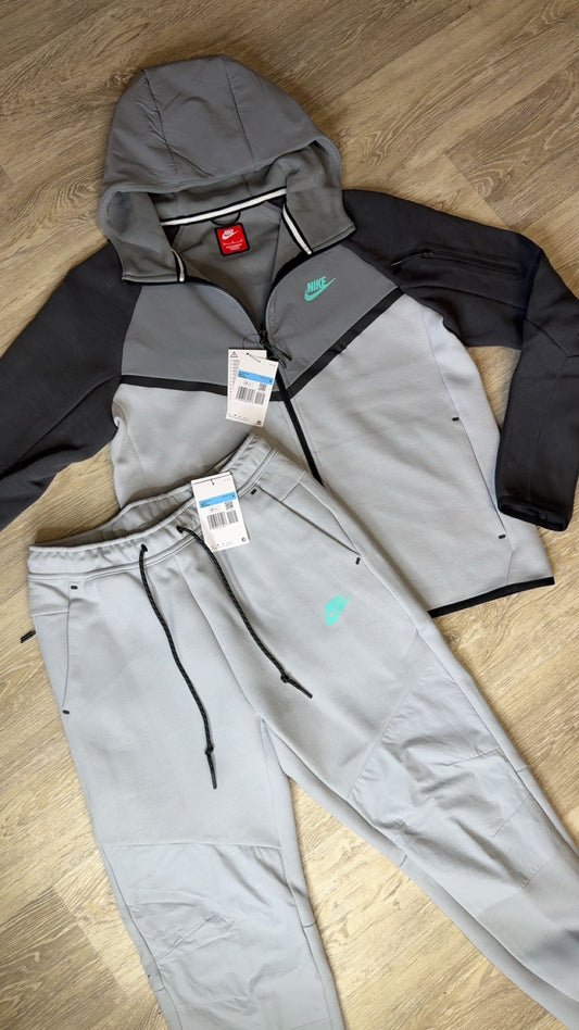 Nike Tech Fleece Light Grey/Dark Grey/Turqoise