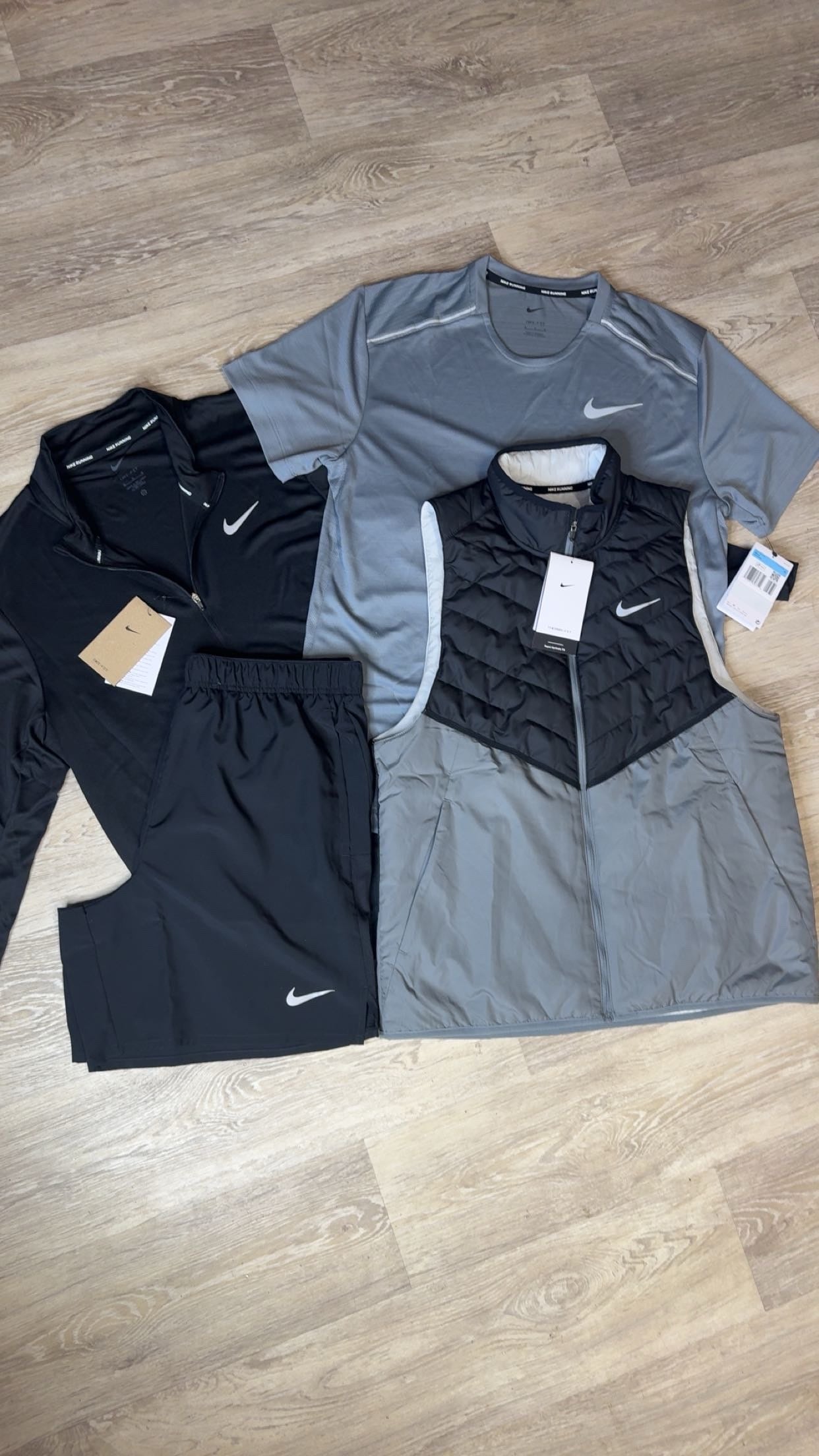 Nike 1/4 Zip, Gilet Vest, Shorts & Miler T-Shirt Set Black / Grey