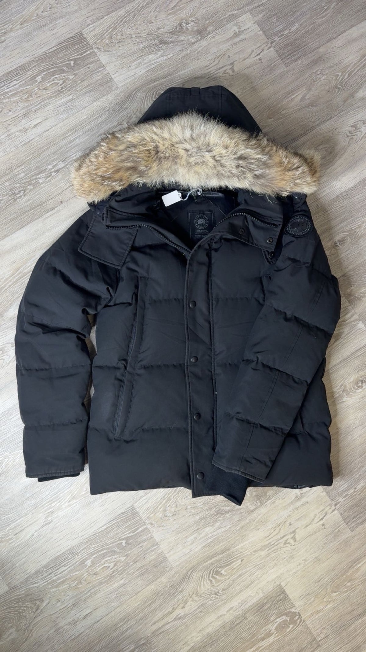 PRE-OWNED Canada Goose Wyndham Parka Black Badge