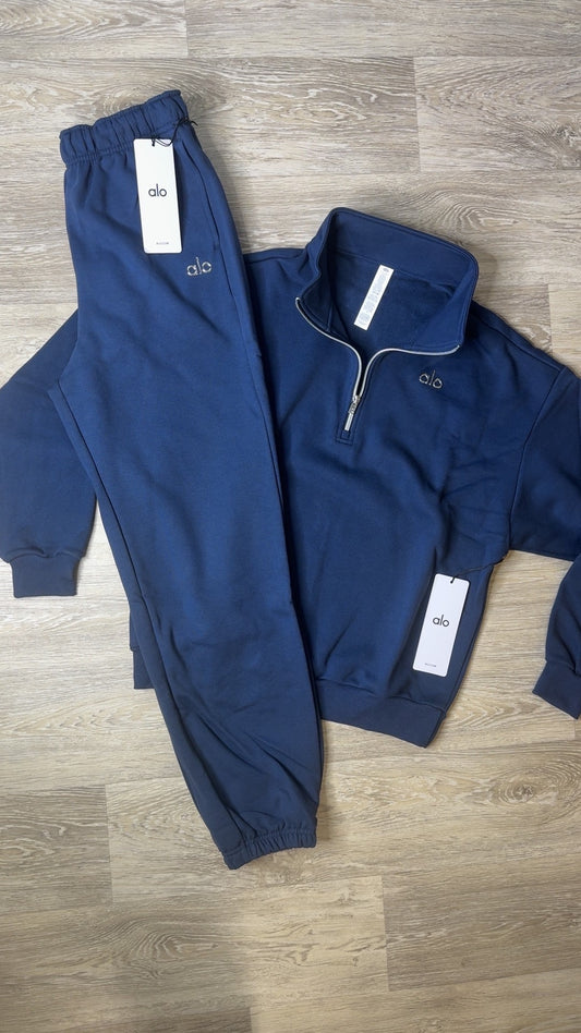 Alo 1/4 Zip Tracksuit in Navy Blue