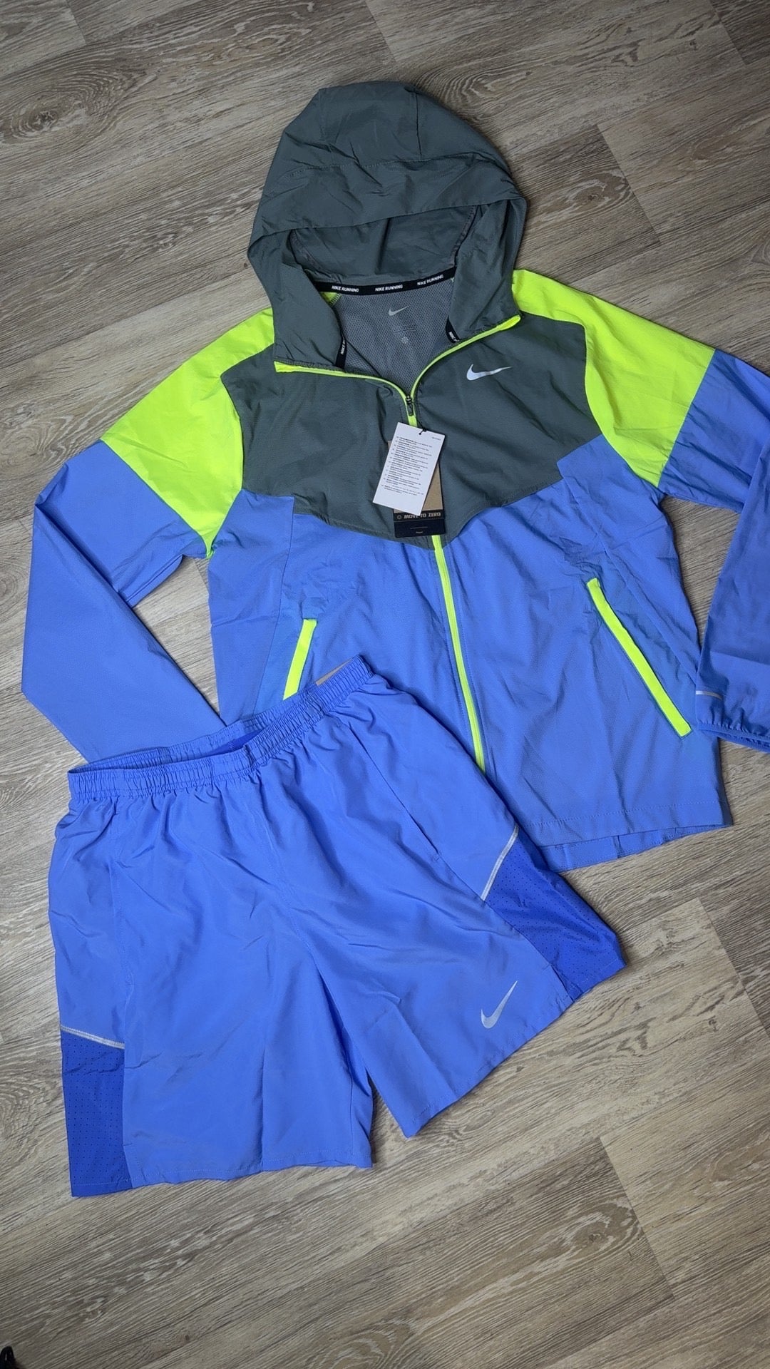 Nike Windrunner Jacket & Shorts Set in Neon / Blue / Grey