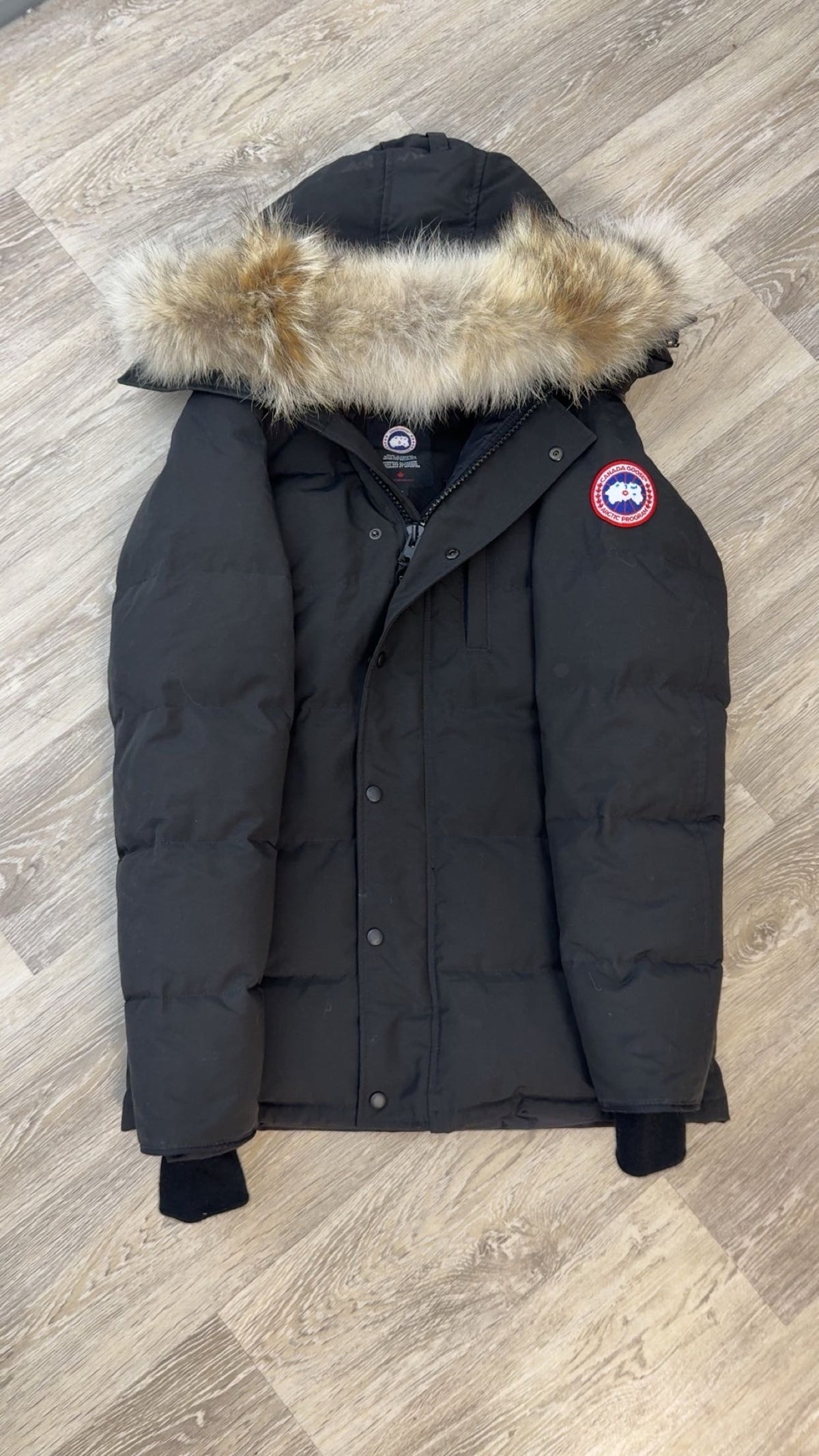 PRE-OWNED Canada Goose Carson Parka in Black