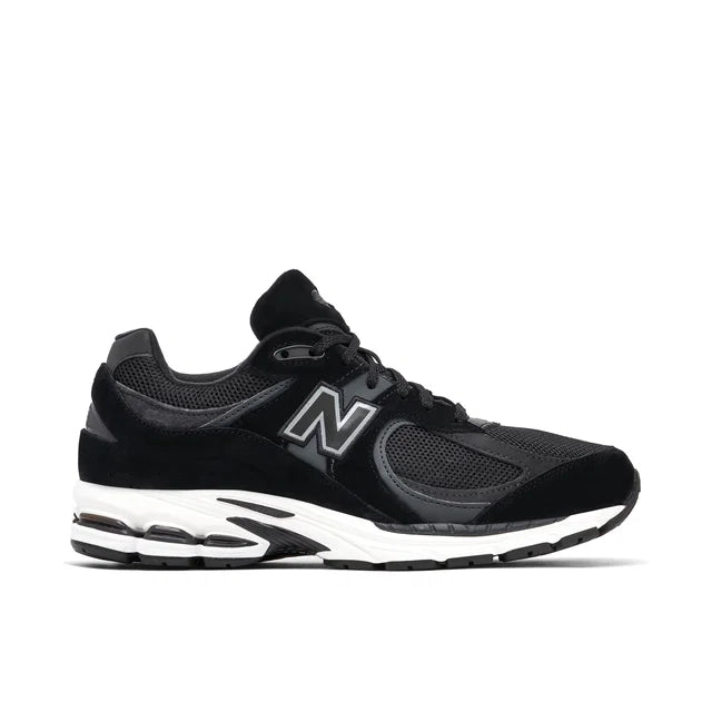New Balance 2002R Black/White